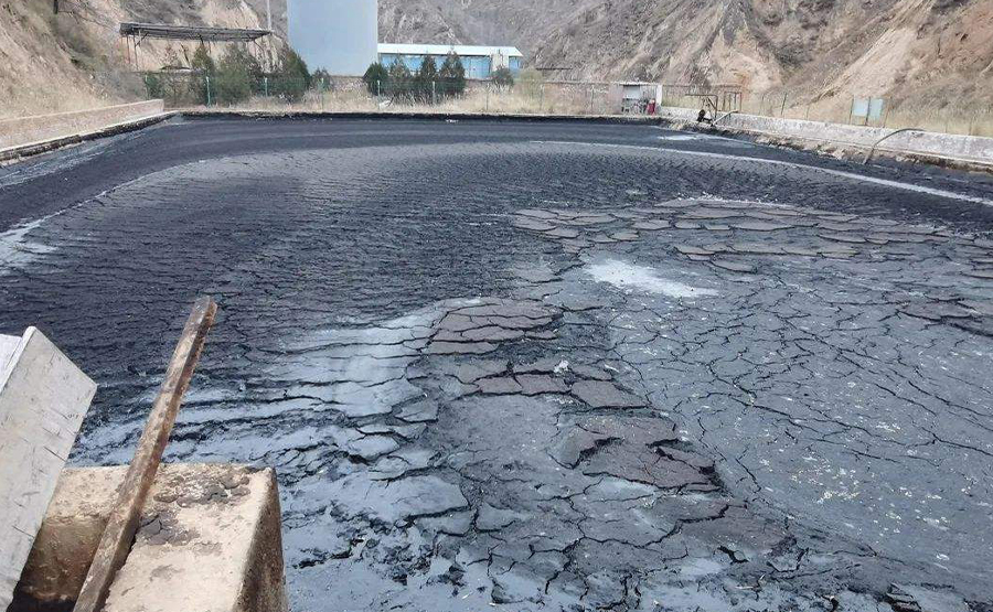 石油鉆井泥漿分離:關(guān)鍵技術(shù)與設(shè)備解析(圖1) undefined